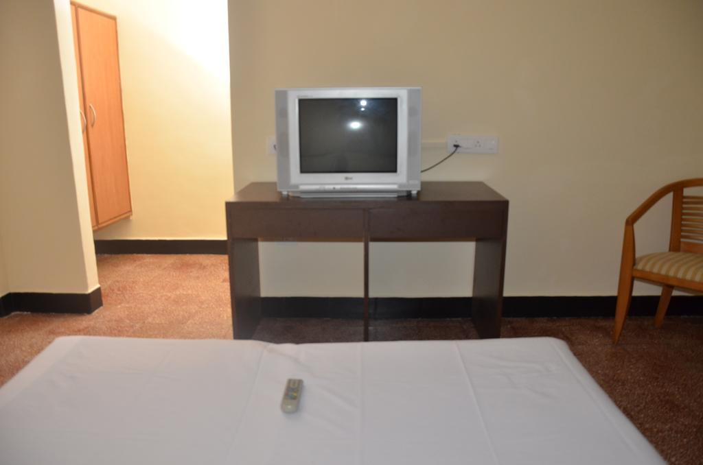 Hotel Ferreira Resort Lonavala Exterior photo